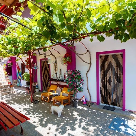 Casa Simona Hotel 2 Mai Ngoại thất bức ảnh